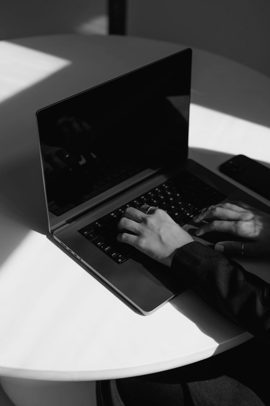 Best website builder for creatives 2025
